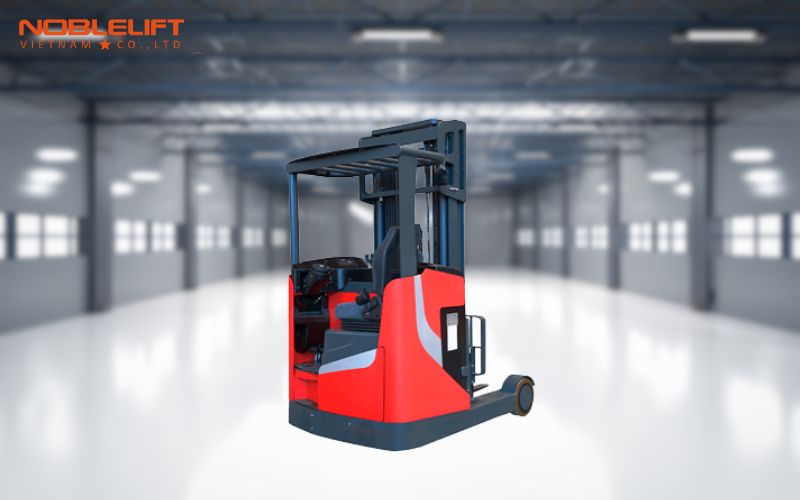 quy-trinh-van-hanh-xe-nang-reach-truck-5