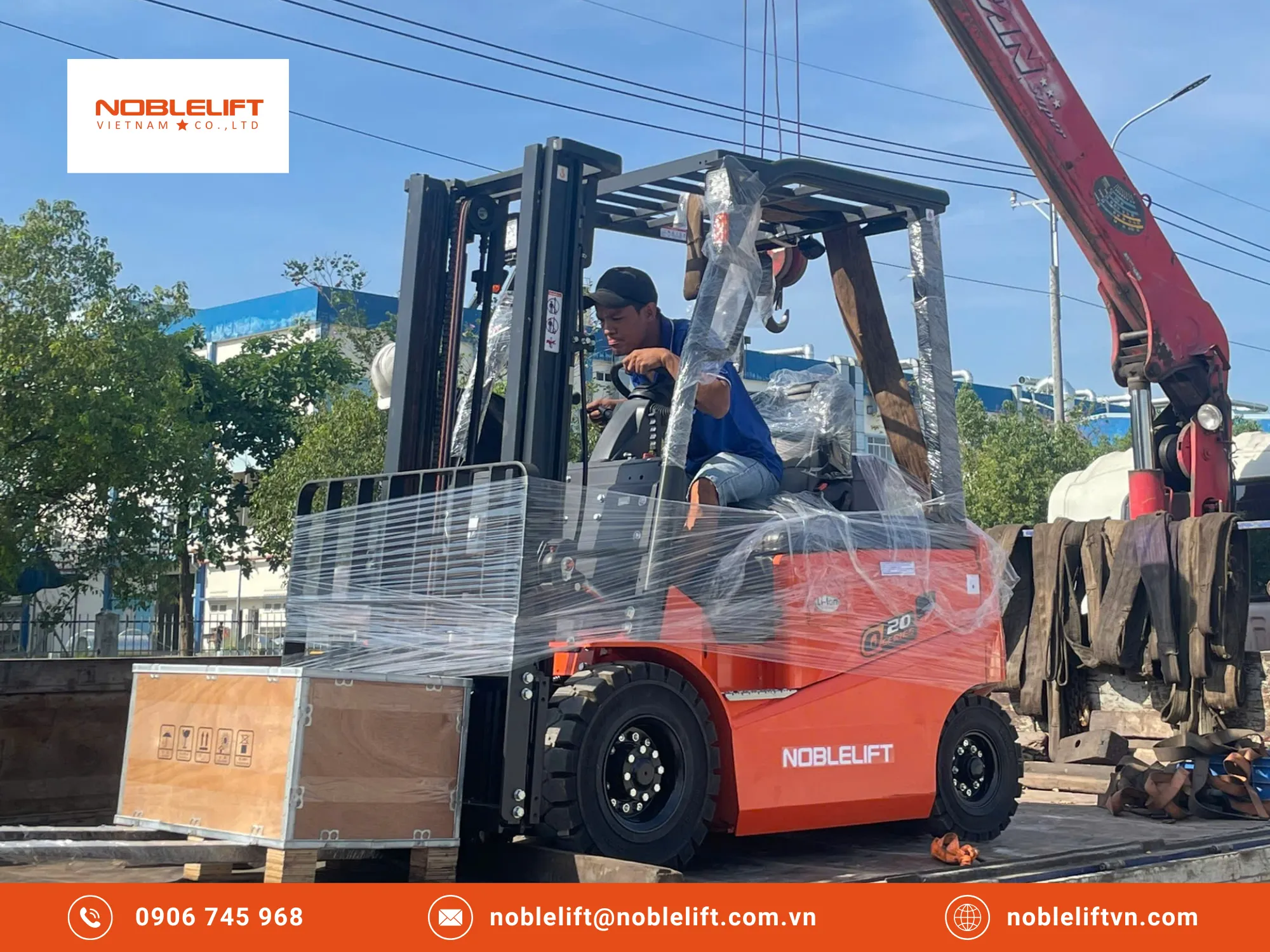 Đừng vội mua xe nâng khi chưa tìm hiểu về dòng xe nâng tiết kiệm điện năng này