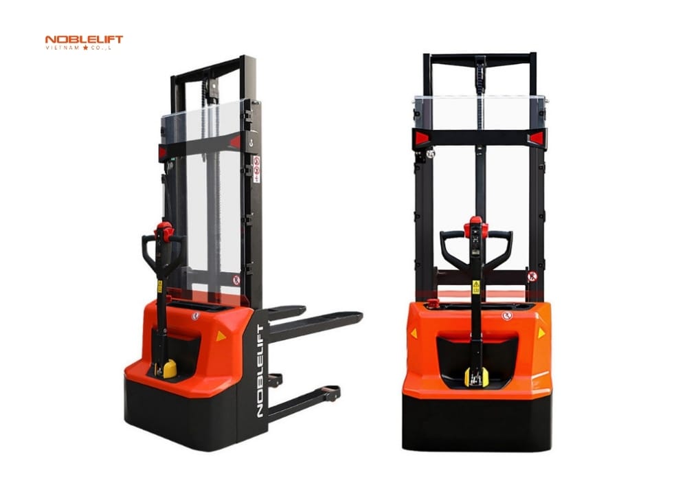 Xe nâng điện đứng lái