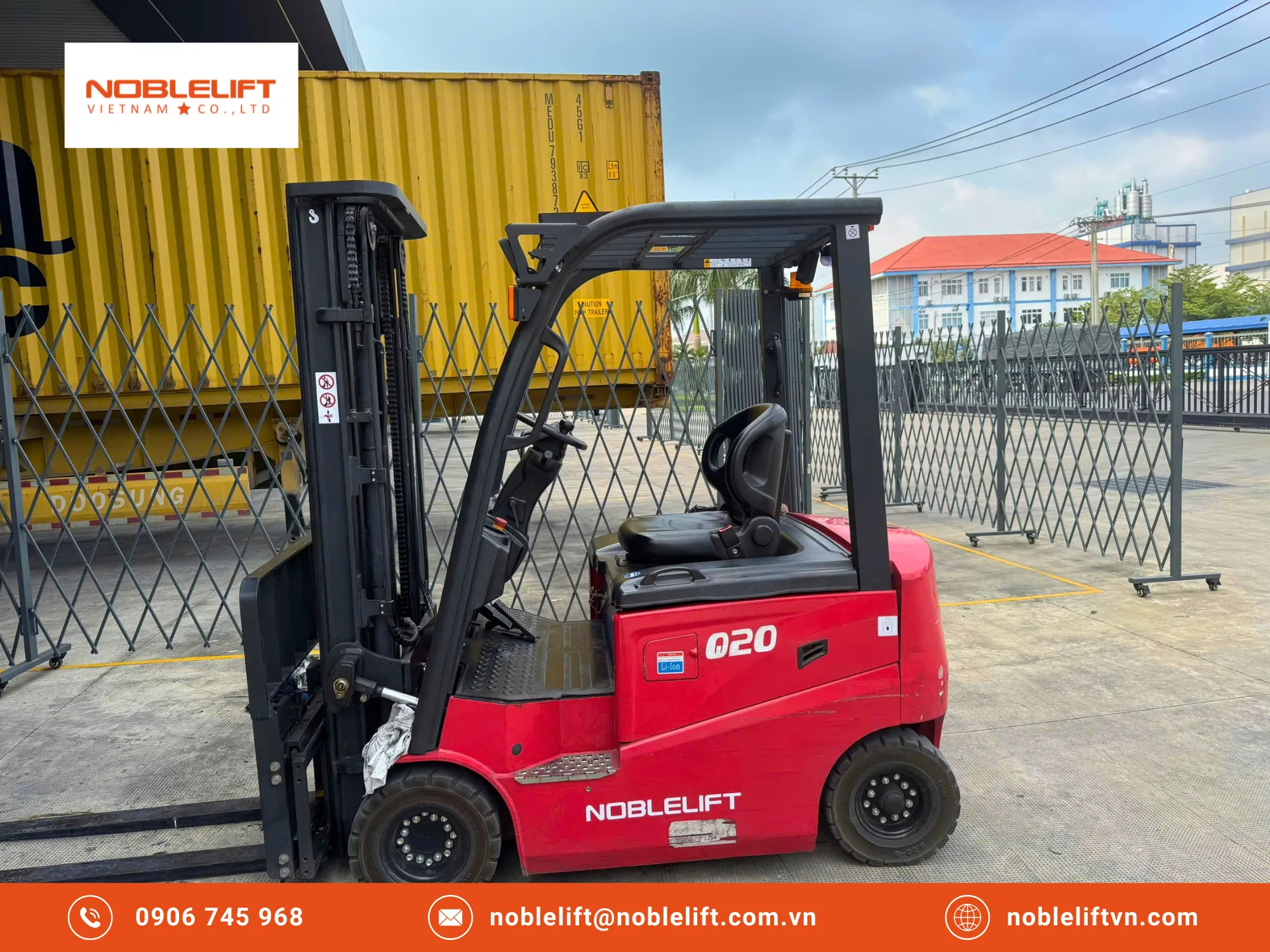 Xe nâng điện ngồi lái giúp tối ưu hóa hiệu suất và bài toán tiết kiệm chi phí dài hạn