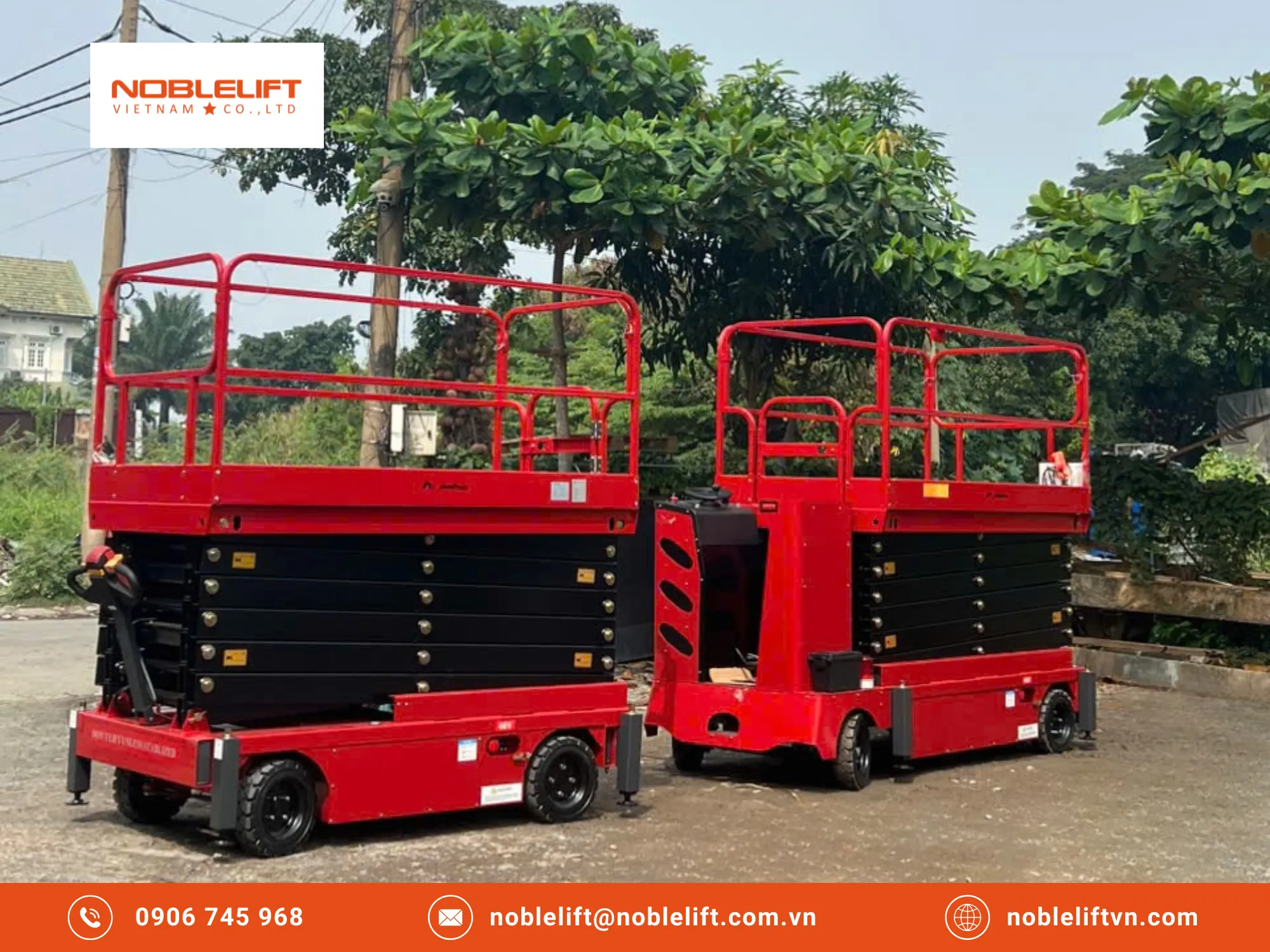 Chọn thang nâng người phù hợp theo tính chất địa hình thi công quảng cáo