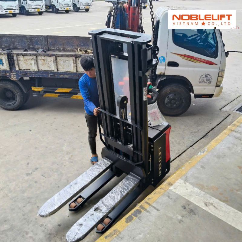 loi-thuong-gap-o-xe-nang-dien-dung-lai-3