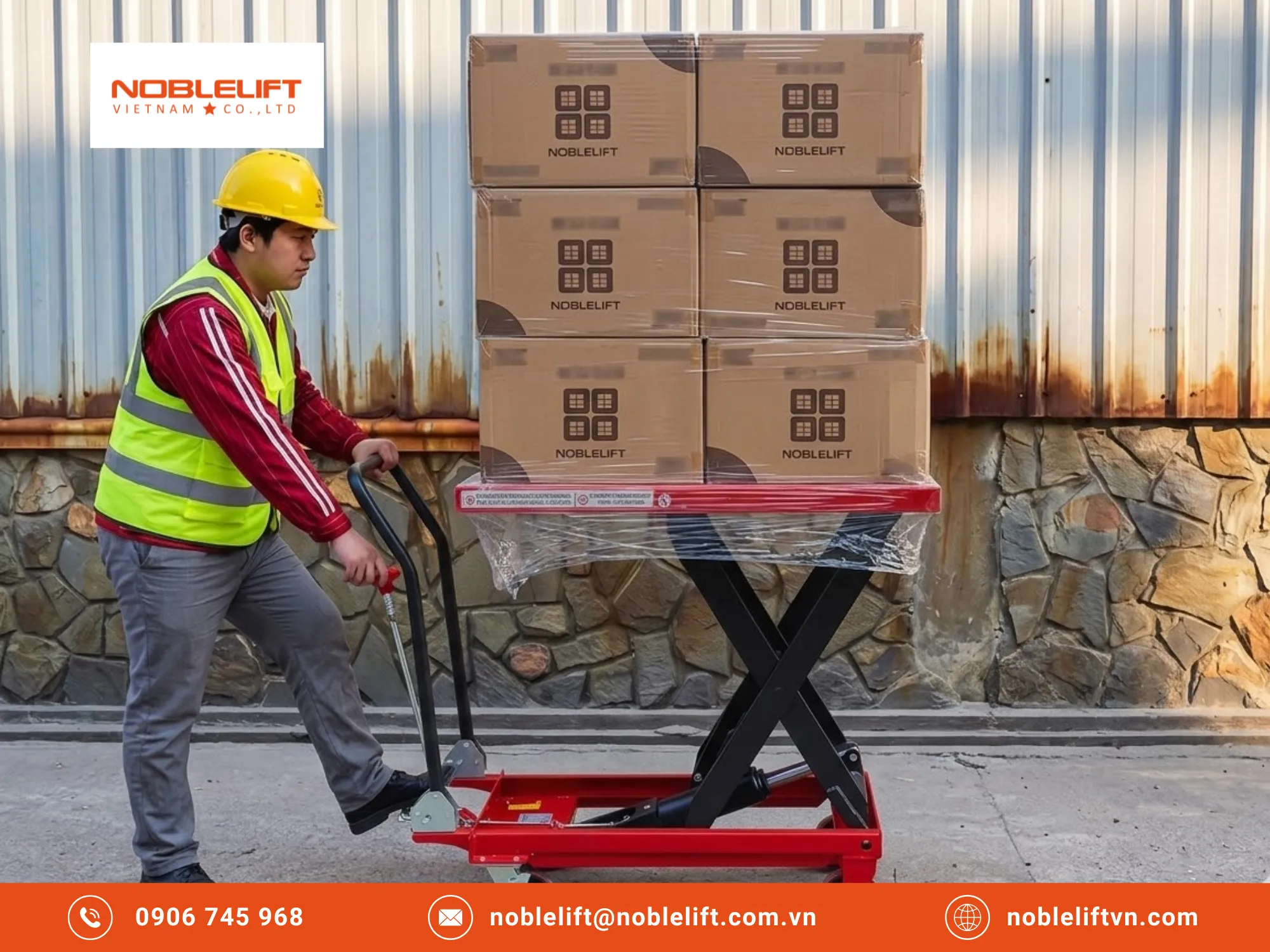 Hỗ trợ nâng hạ khuôn mẫu bằng xe nâng mặt bàn thủy lực 1000kg chuyên dụng