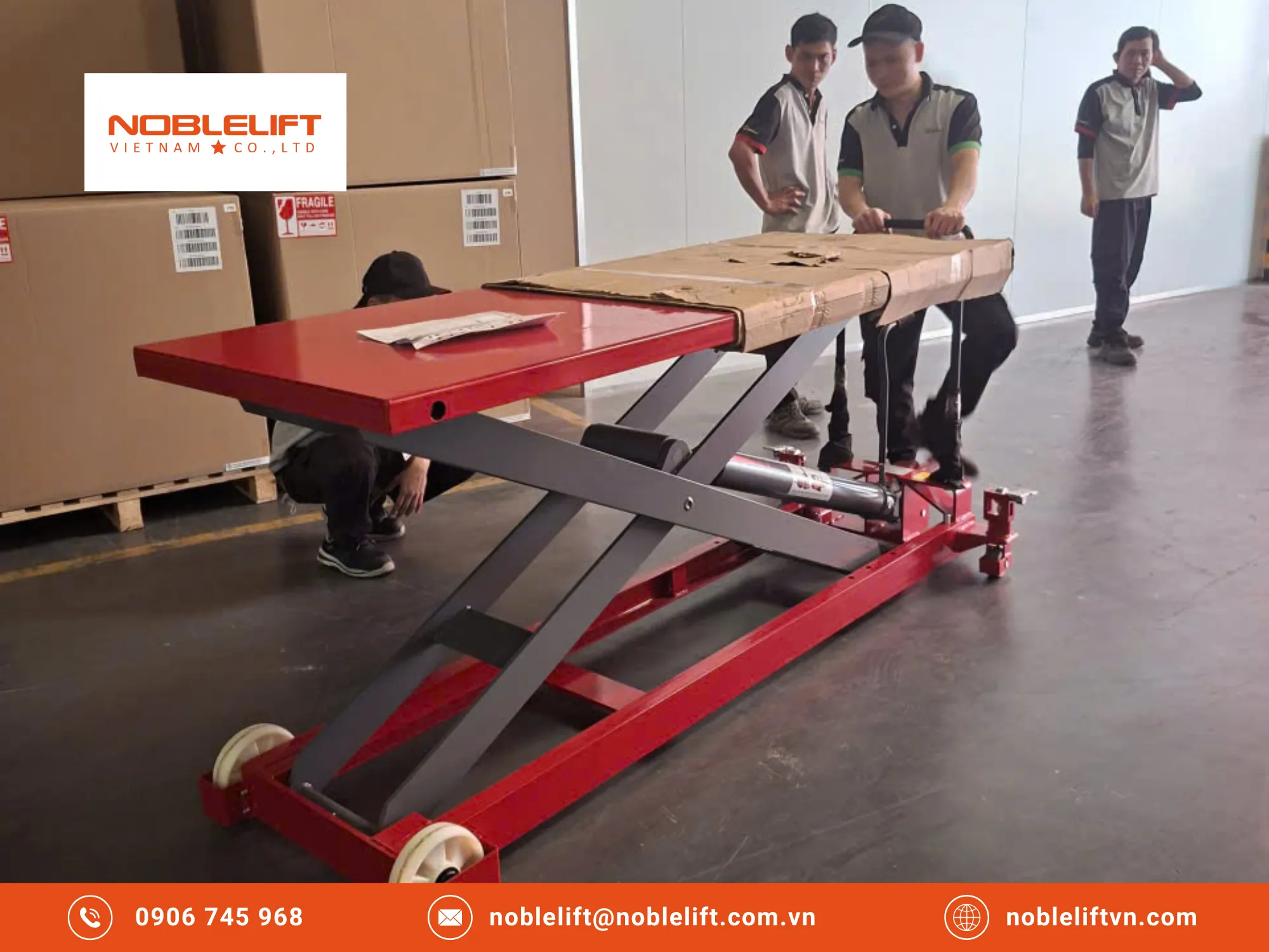 Ưu điểm của dòng xe Noblelift khi nâng hạ khuôn mẫu bằng xe nâng mặt bàn thủy lực