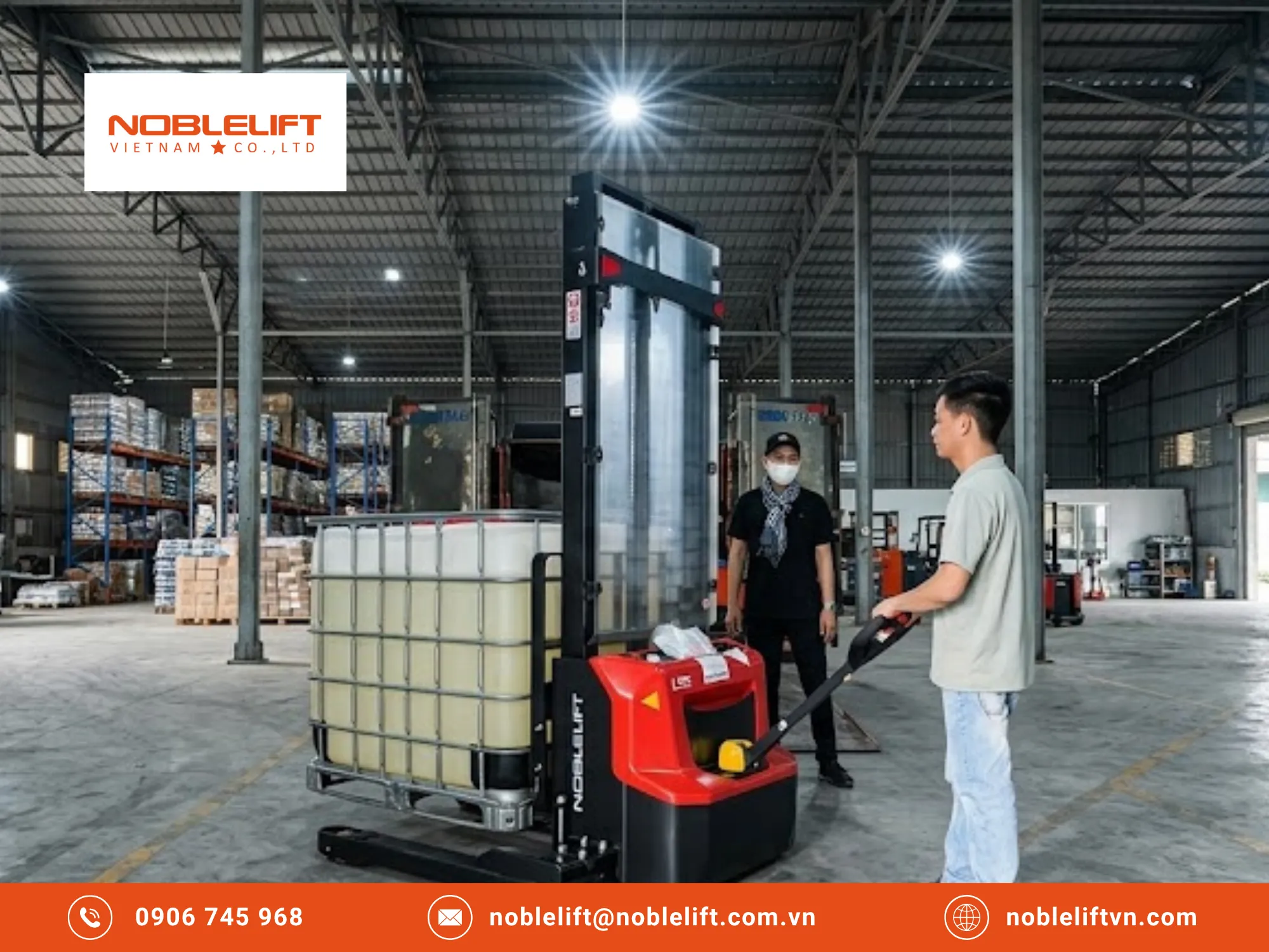 Kiểm tra không tải thuộc quy trình kiểm định xe nâng bán tự động
