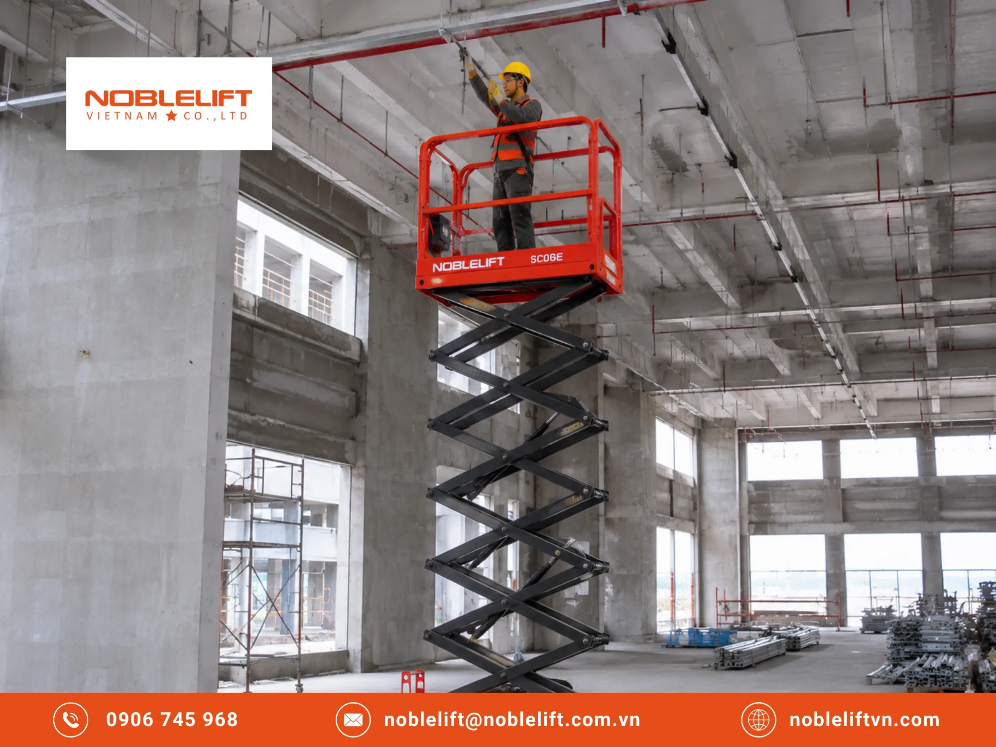 Thang nâng người Noblelift và lưu ý vận hành an toàn cho nhà thầu