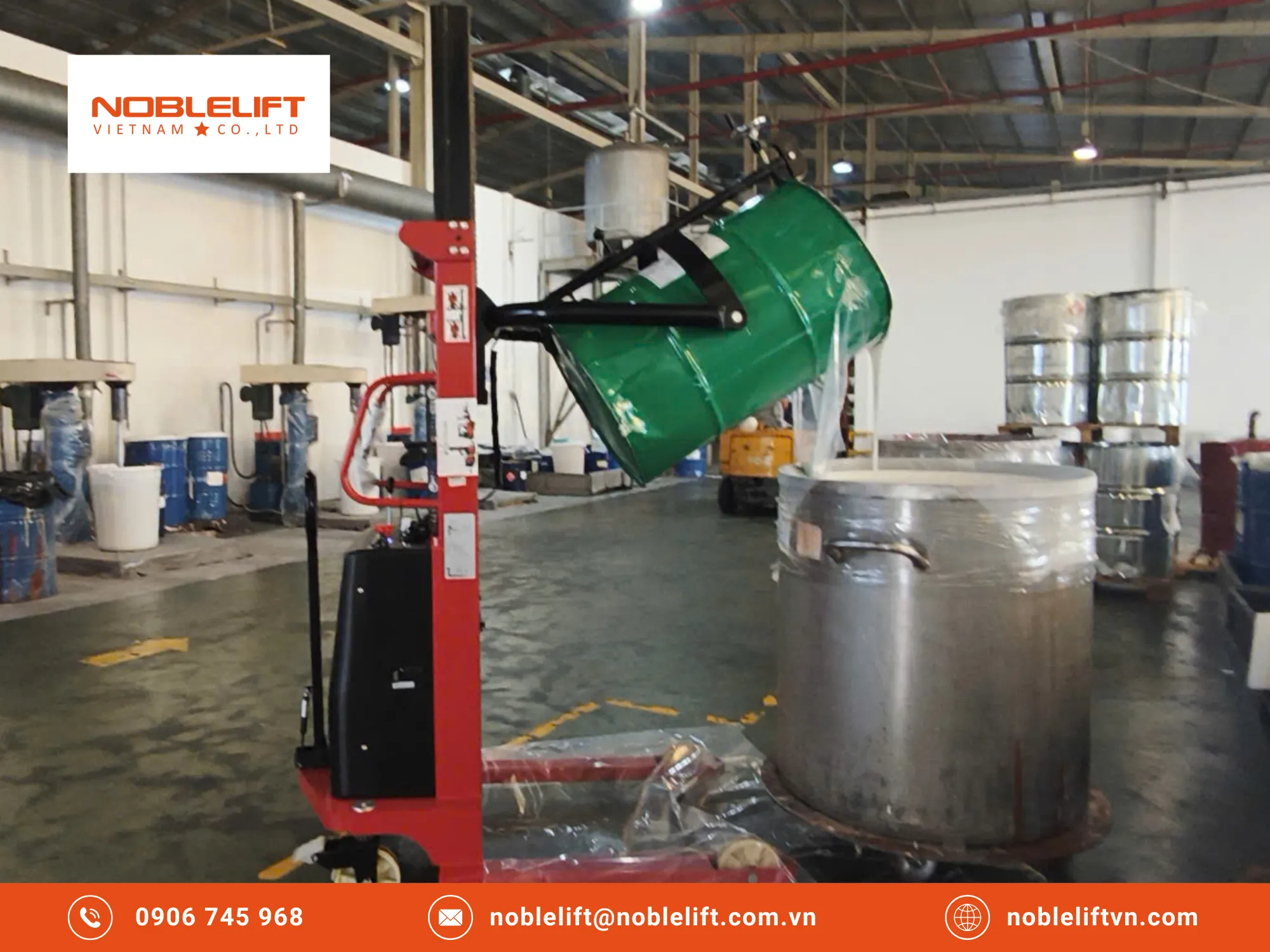 Bí quyết lựa chọn xe đẩy thùng phuy phù hợp với đặc thù kho bãi