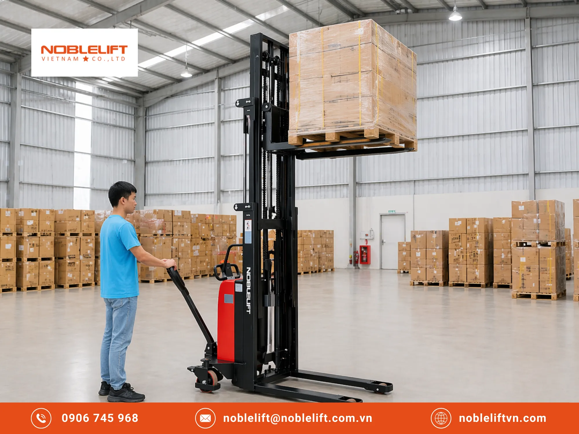 Duy trì cường độ làm việc liên tục nhờ xe nâng bán tự động giải phóng sức lao động