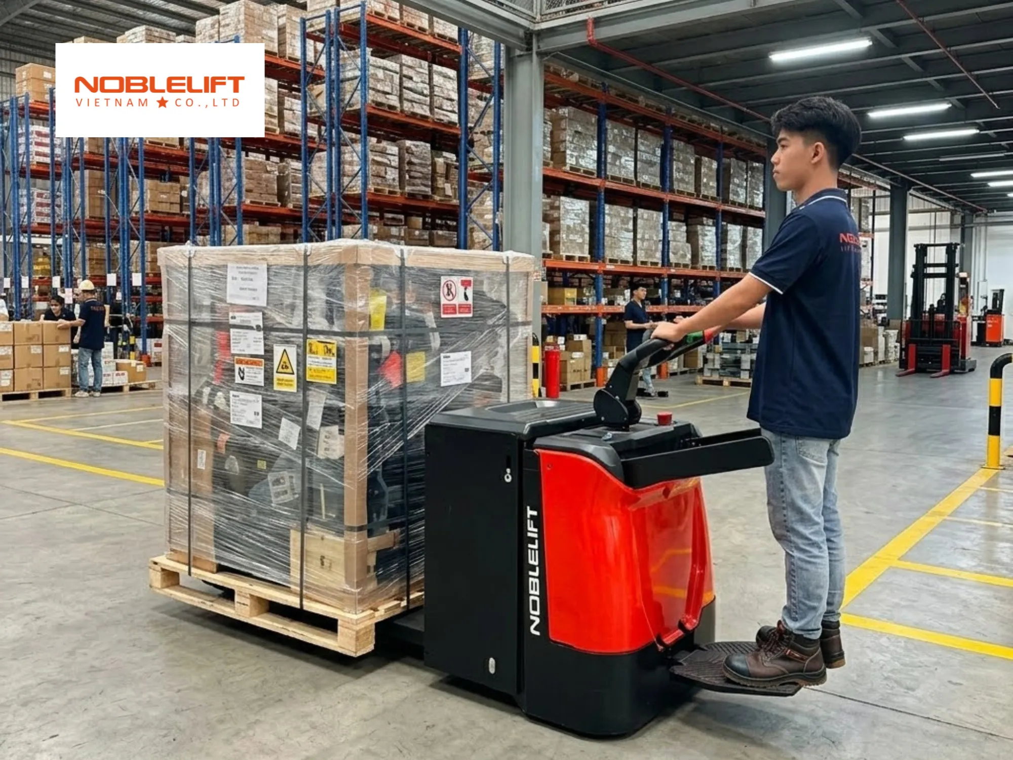 Đảm bảo an toàn khi dùng xe nâng điện có bệ đứng lái chạy cực nhanh