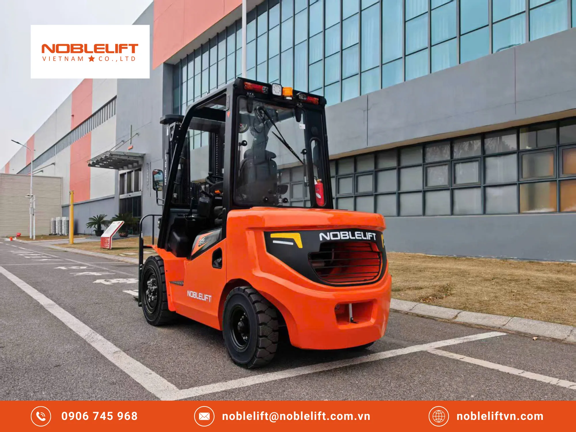 Tuổi thọ pin bền bỉ giúp xe nâng điện lithium tiết kiệm chi phí dài hạn