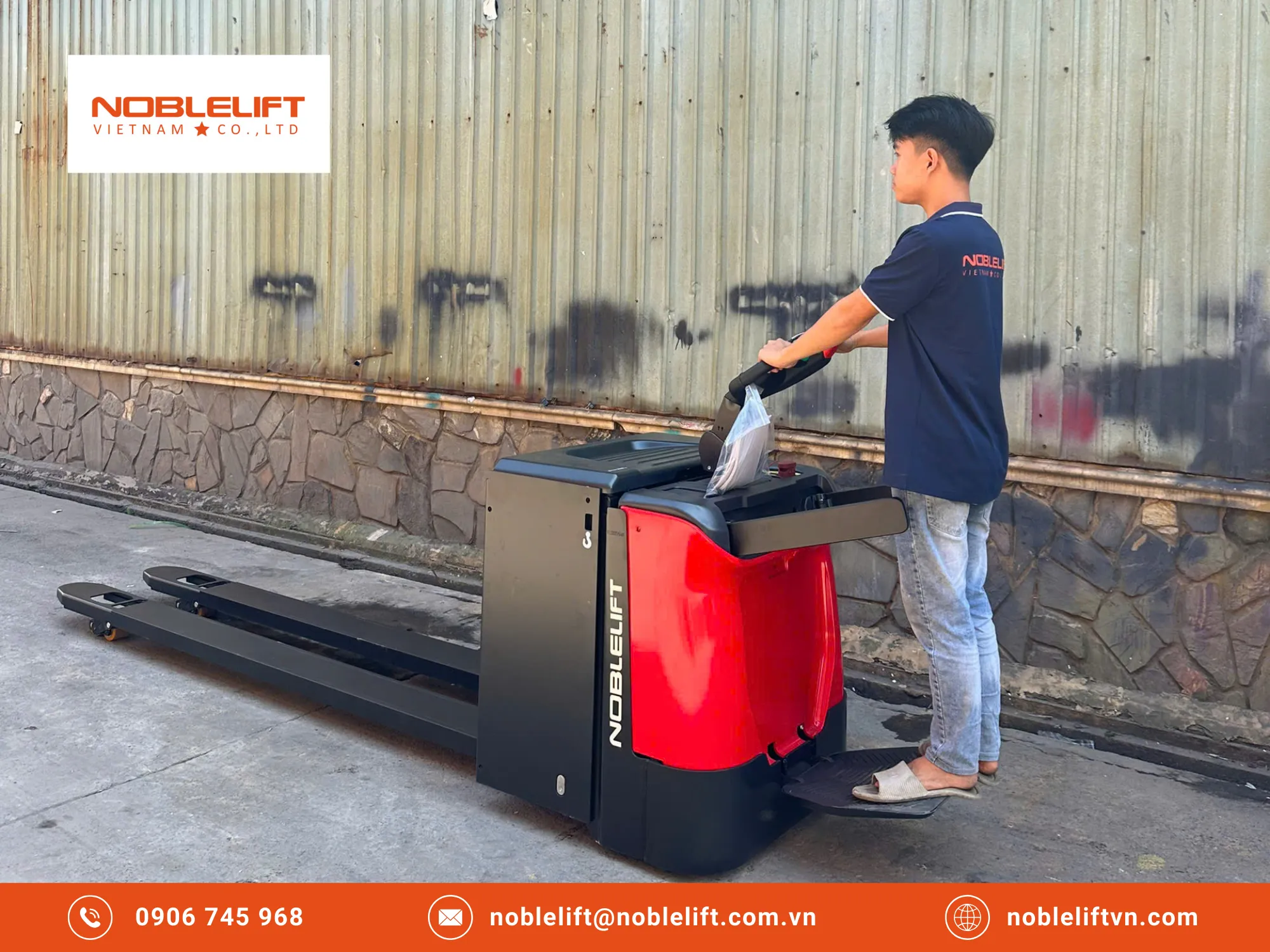 Đột phá năng suất kho bãi khi ứng dụng xe nâng điện lithium Noblelift