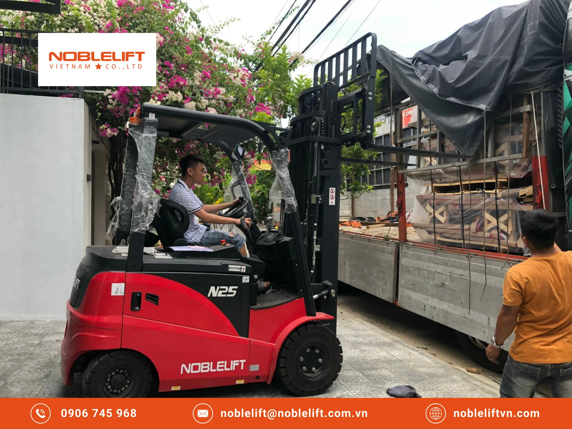 Những tính năng tiện nghi vượt trội chỉ có trên xe nâng điện ngồi lái Noblelift