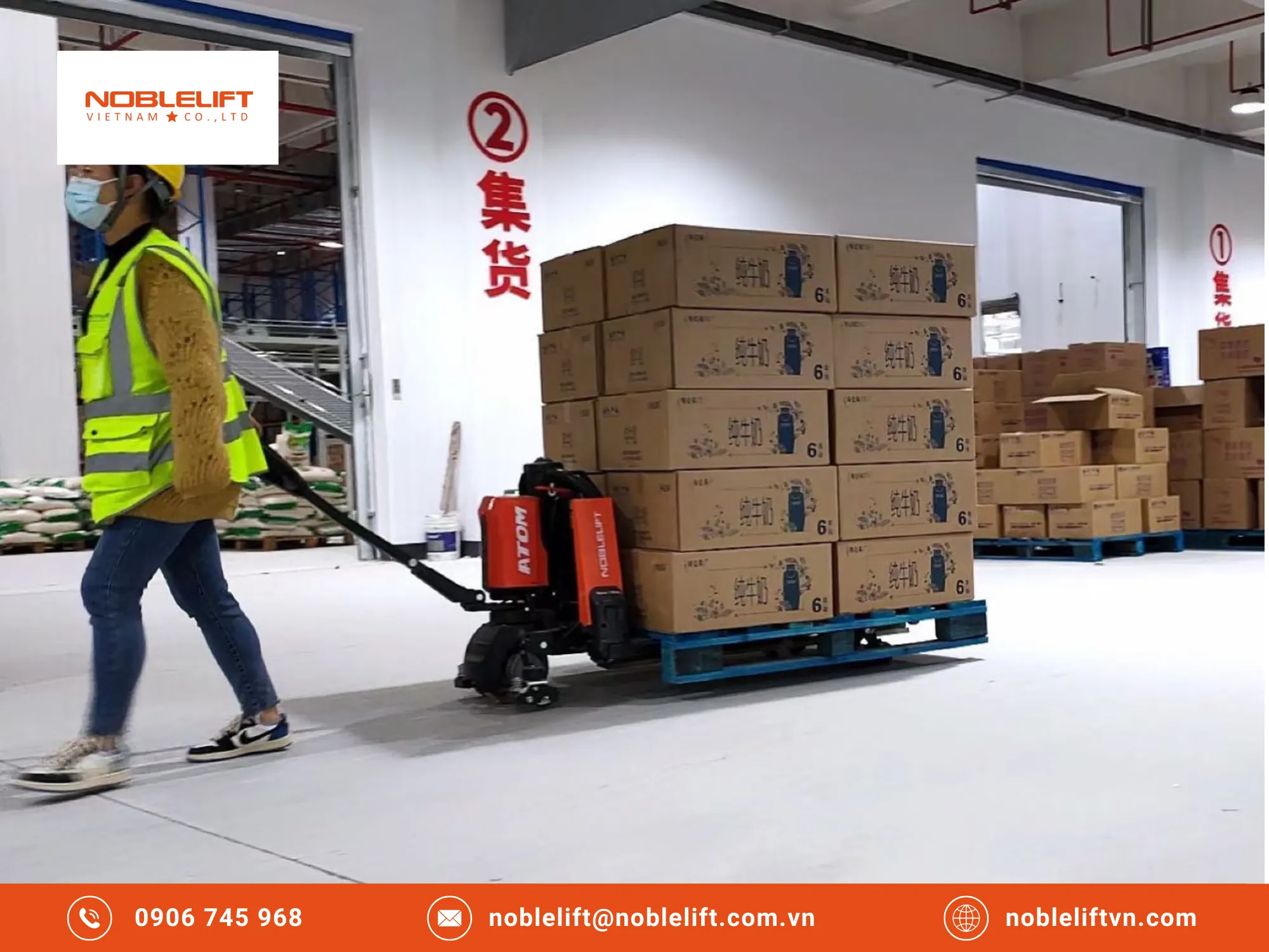 Công dụng chính của xe nâng pallet trong kho bãi và logistics