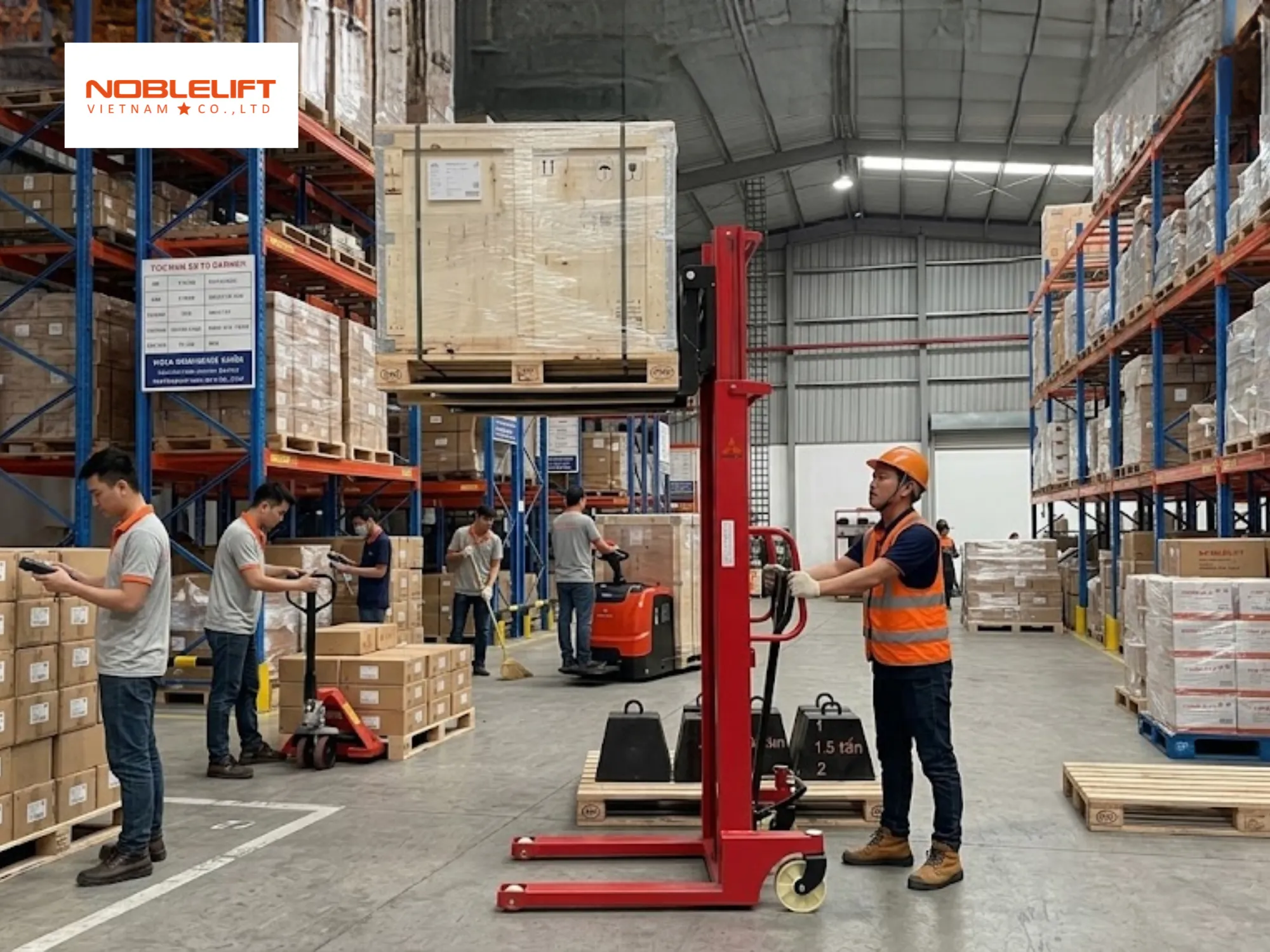 Tối ưu chi phí bằng xe nâng tay cao di chuyển bằng cơ siêu bền