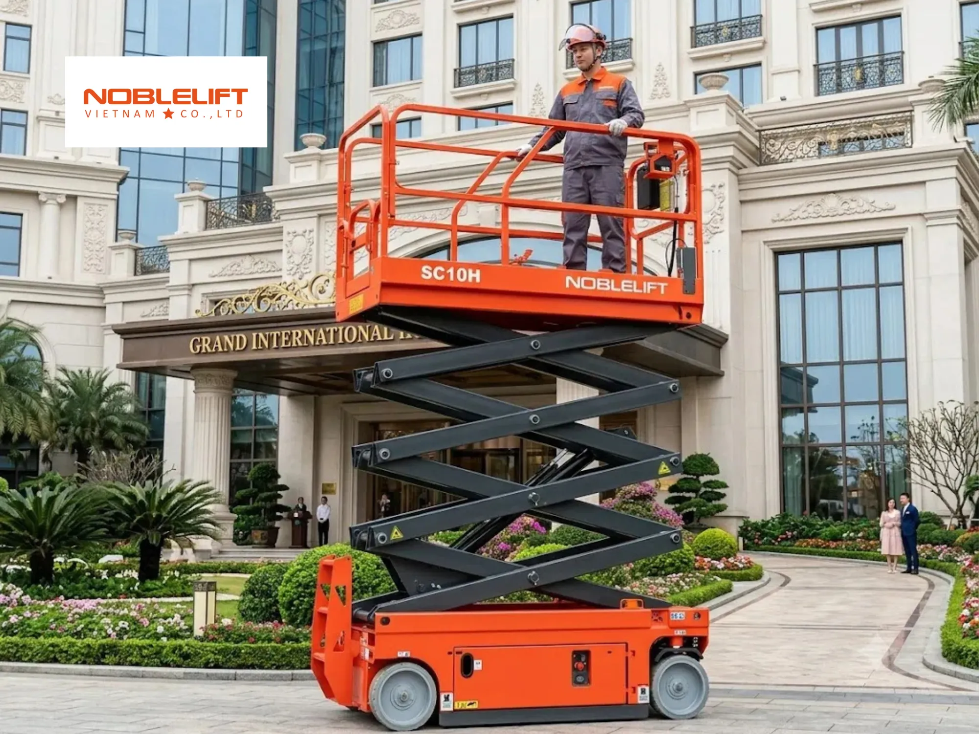 Phối hợp từ mặt đất để xử lý thang nâng người bị nghiêng khi đang làm việc an toàn